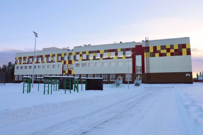 ​Школу в сургутском микрорайоне №42 ввели в эксплуатацию
