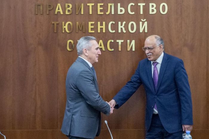 ​Губернатор Александр Моор встретился с послом Республики Бангладеш в России Ахсаном Камрулом