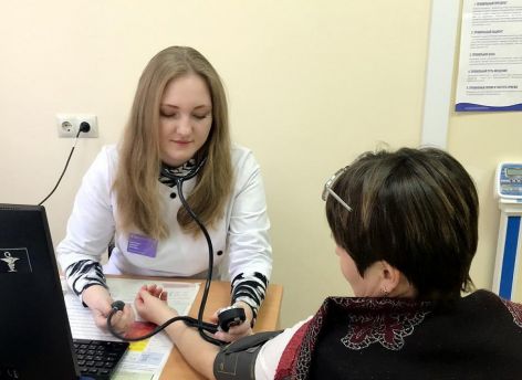 В села Тюменской области едут работать молодые медики