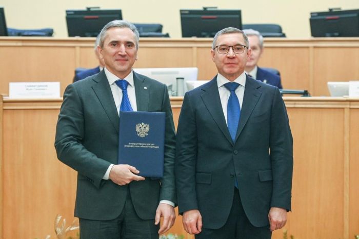 ​Заслуги Александра Моора в развитии строительной отрасли и ЖКХ отметил президент