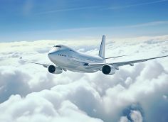 Спящего пассажира самолета приняли за мертвеца, но после посадки в Сургуте он очнулся