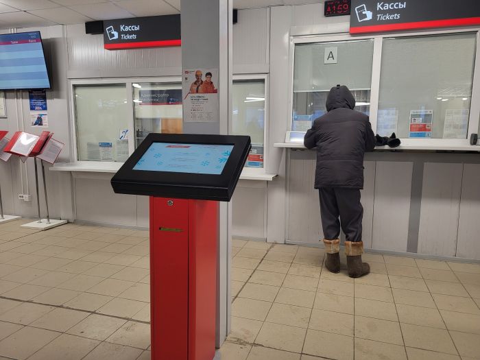 На вокзале Сургута появилась система электронной очереди