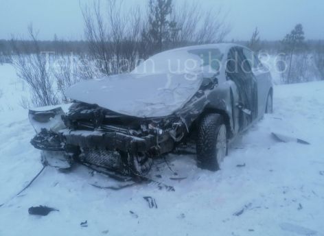 В Сургутском районе столкнулись два автомобиля: четыре человека пострадали