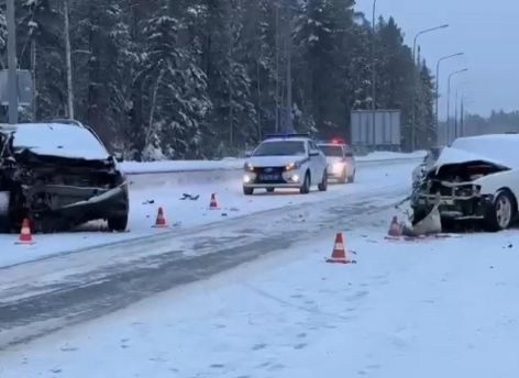 В ДТП на трассе «Сургут - Нижневартовск» скончалась женщина