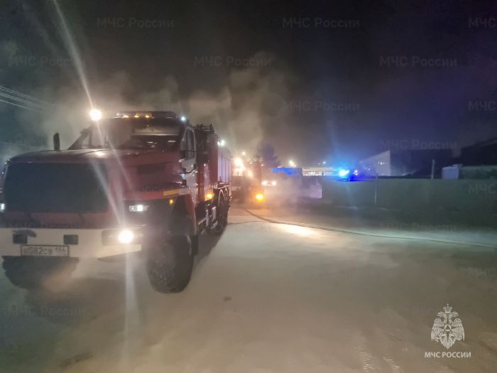 ​Житель Нефтеюганска спрыгнул с 15 этажа, чтобы спастись во время пожара