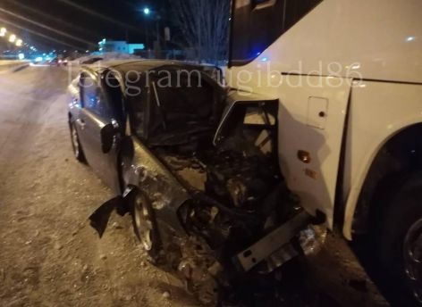​В Нижневартовске 37-летняя автоледи устроила массовую аварию