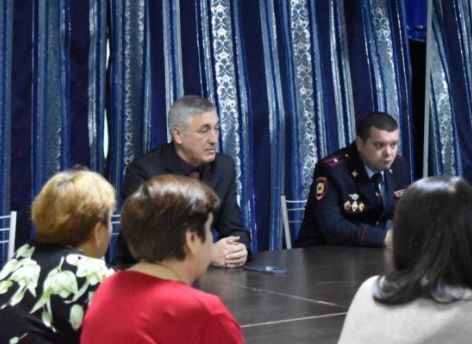 ​Пенсионерам из ХМАО рассказали, как распознать мошенников