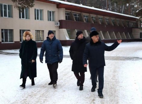 ​Александр Моор оценил работу Центра профилактики и реабилитации