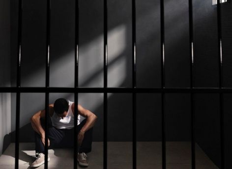 В Югре иностранец пытался распространить семь килограммов наркотиков, но был пойман