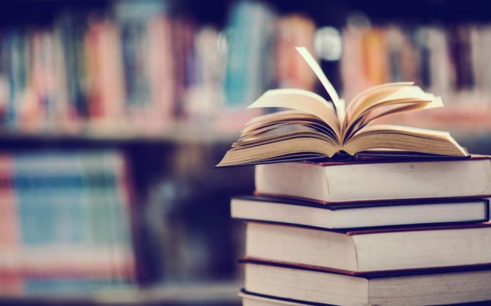 Сургутян призывают подарить книги библиотеке