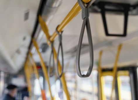 ​Прокуратура Сургута проверит инцидент с удушением ребенка в автобусе