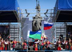 ​Раз в десять лет вполне можно устроить по случаю Дня города действительно масштабный праздник