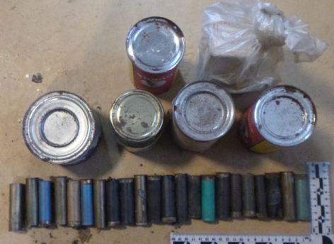 ​Полицейские изъяли более килограмма взрывчатых веществ у жителей Нягани