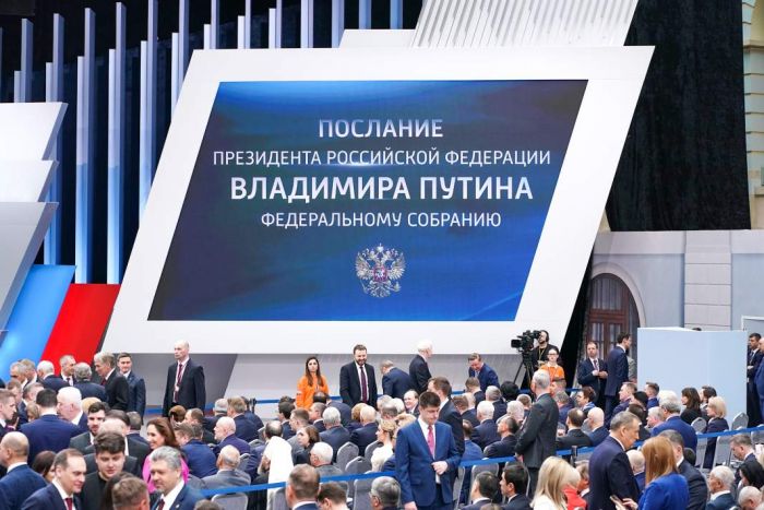 ​Владимир Путин: «Главное предназначение семьи — это рождение детей»