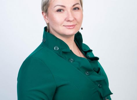«Сейчас главное закрыть вакансии на предприятиях»: эксперт описала ситуацию на рынке труда в России