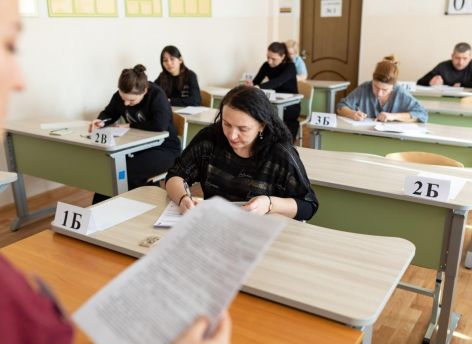 ​Родители сургутских школьников сдали «ЕГЭ» по истории