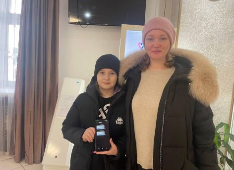 ​Школьница из Сургута получила сертификат на 30 тысяч рублей в Викторине «Достижения Югры»