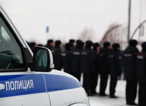 ​Выбросил сверток, но был пойман: в Нижневартовске задержали мужчину за хранение наркотиков