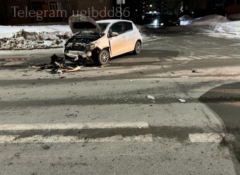 ​Молодой сургутянин устроил аварию с двумя пострадавшими