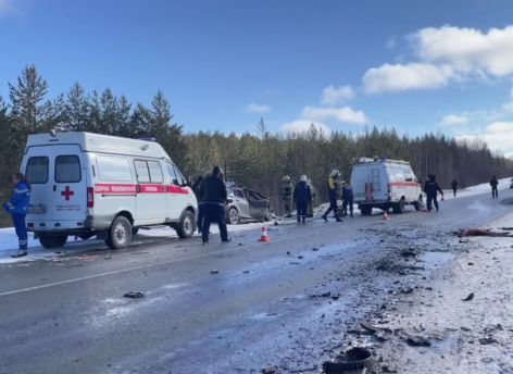 ​Ребенок и двое взрослых погибли в ДТП на югорской трассе