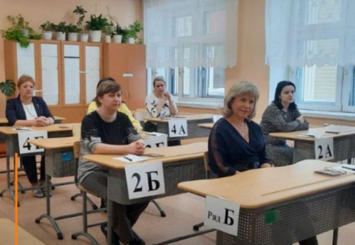 Родители югорских школьников сдали «ЕГЭ по истории»