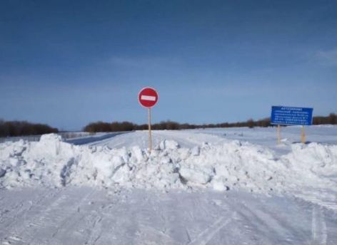 ​Зимники Сургутского района закрыли для грузовиков массой более 5 тонн