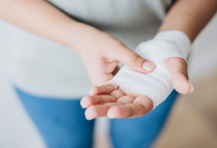 ​В Сургуте резко выросло число пострадавших из-за гололеда