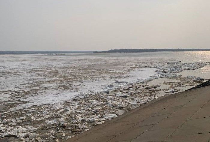 В ХМАО готовятся к ледоходу на Оби