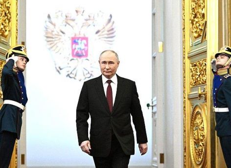 Владимир Путин официально вступил в должность президента России