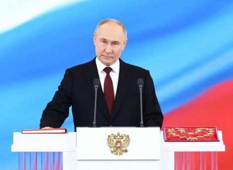 ​Александр Моор: Сегодня Тюменская область, как и вся страна, уверенно смотрит в будущее
