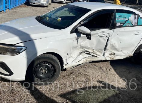 ​Автоледи из Нижневартовска не уступила дорогу и устроила ДТП