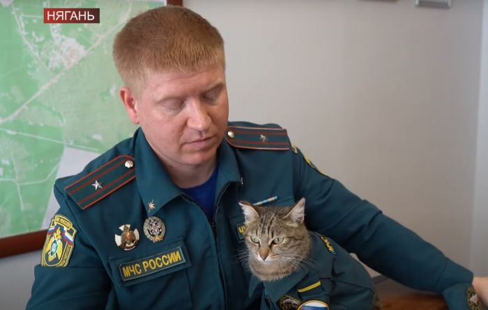 ​В Нягани работает пушистый спасатель МЧС