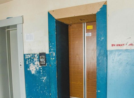 ​Срок службы 70 тысяч устаревших лифтов в России решили продлить