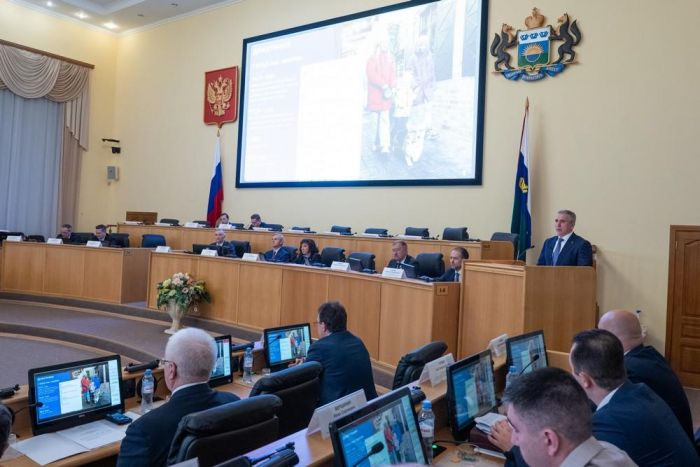 ​Александр Моор выступил с отчетом о работе регионального правительства в 2023 году