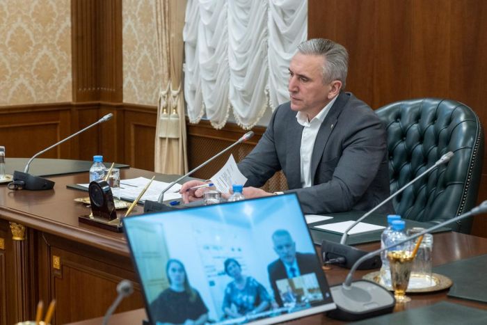 ​Александр Моор провел личный прием граждан