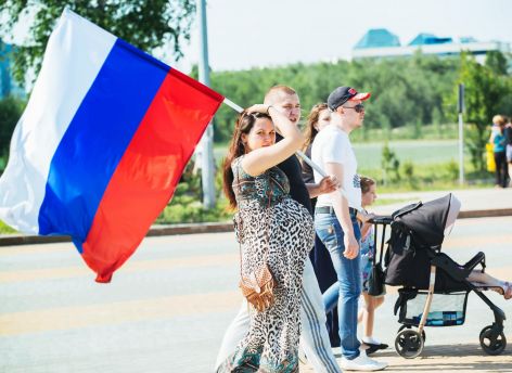 ​Руслан Кухарук отпразднует День России и День города с сургутянами