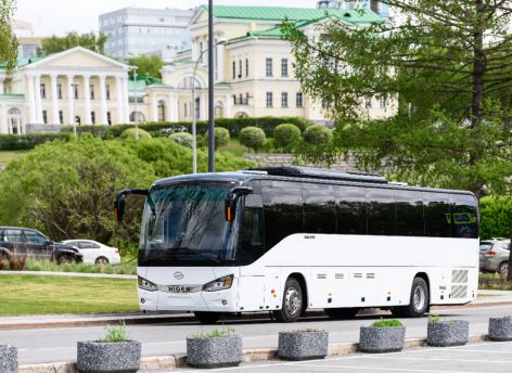 ​«Русбизнесавто» передал шесть автобусов HIGER для Сургутских нефтяников