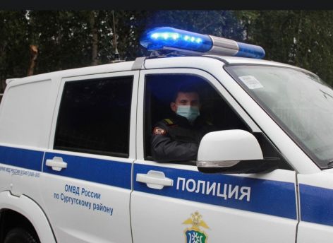 ​В Сургутском районе юноша украл 37 тысяч рублей с карты сожителя