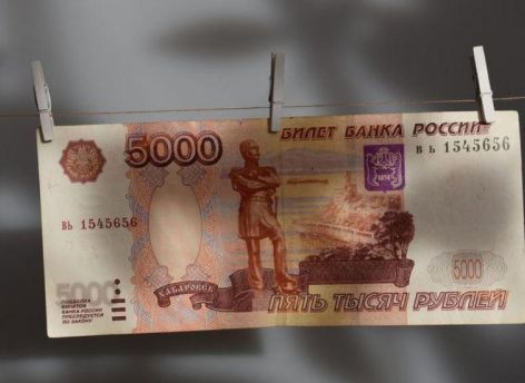 Сургутянка продала квартиру и набрала кредитов после общения с мошенниками