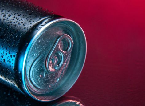 ​В Сургуте детям незаконно продали энергетик
