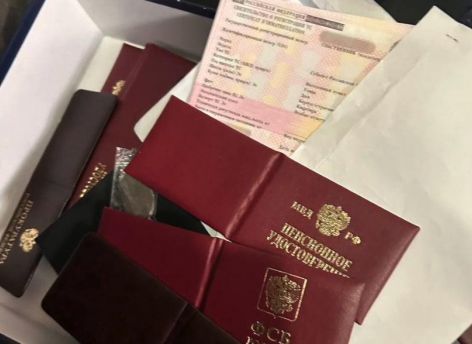 ​Силовики задержали сургутянина за подделку удостоверения ФСБ