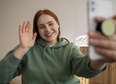 ​«Плохо учиться будешь — блогером станешь!» Какие профессии не котируются среди строгих родителей