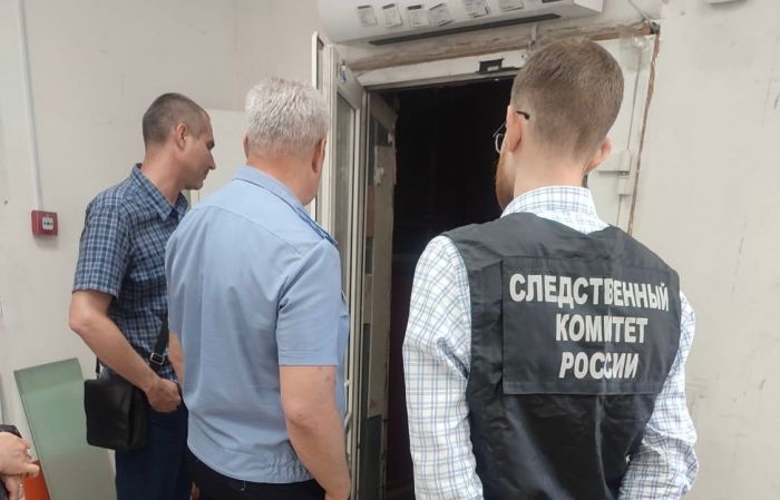 ​В ХМАО ребенка насмерть задавило грузовым лифтом