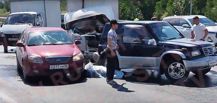 ​На Аэрофлотской в Сургуте одновременно произошло два ДТП с летальным исходом