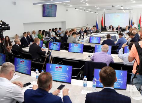 Потенциал Тюменской области представили на Форуме регионов Беларуси и России