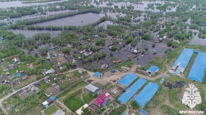 В ХМАО растет число затопленных участков и домов
