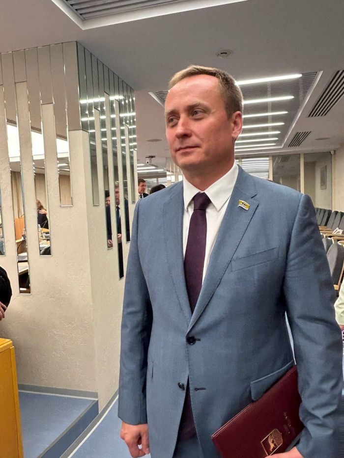 ​Главой Сургута стал Максим Слепов