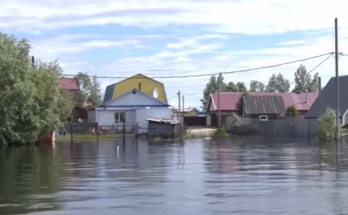 Обь возвращается в русло: уровень воды снижается в ХМАО