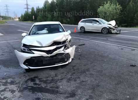 ​Три человека пострадали в ДТП в Сургутском районе