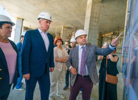 ​Руслан Кухарук с рабочим визитом посетил восьмой по счету муниципалитет Югры – Нефтеюганский район